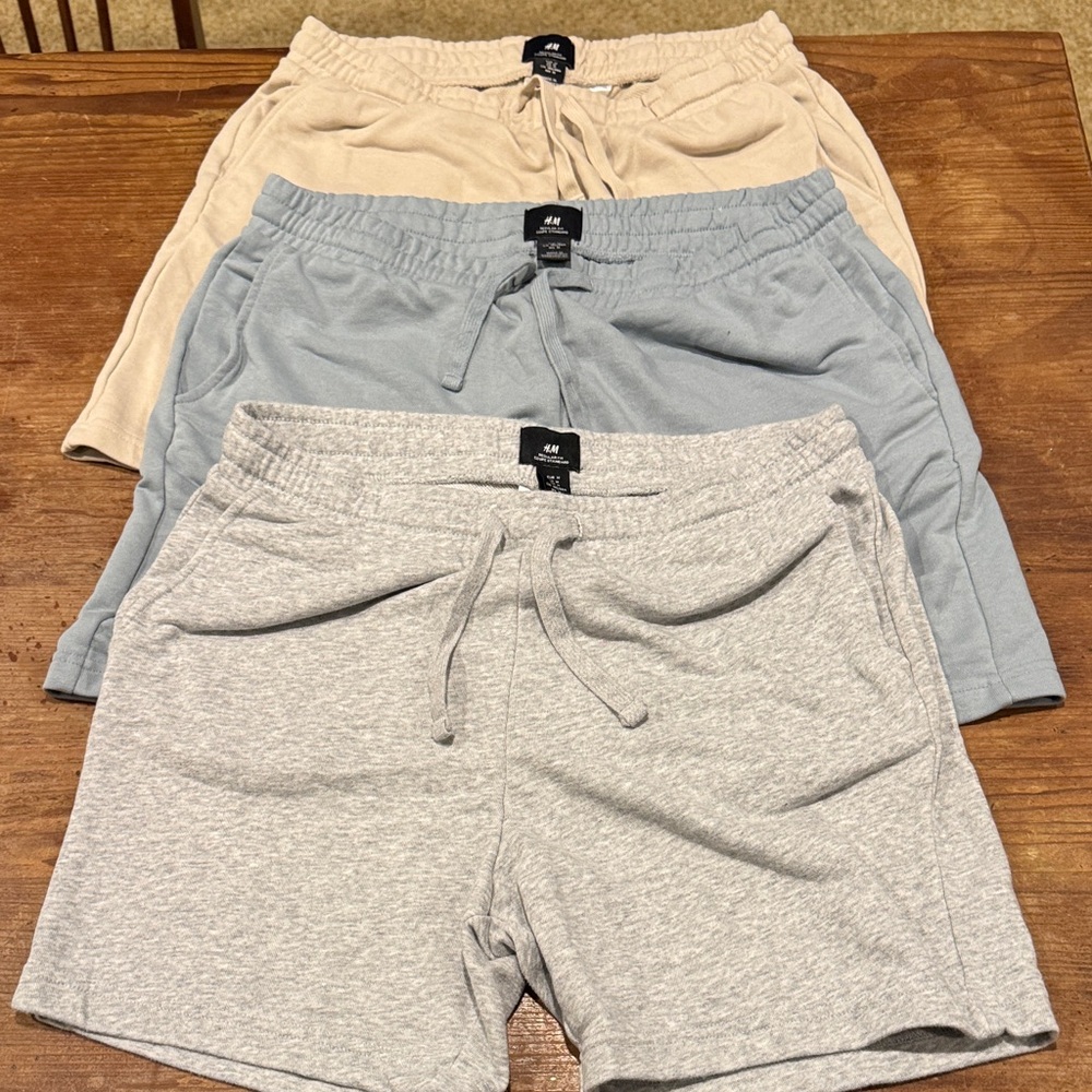 H&M 3-Pack Knit Drawstring Shorts in Light Gray, Dusty Blue, Beige
